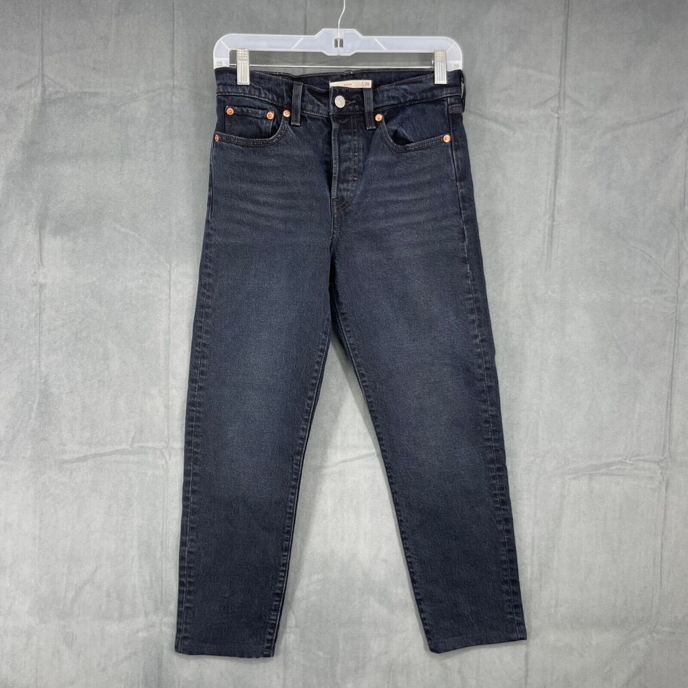 Levi's Wedgie Jeans Womens 26 Blue Dark Wash Button Fly Cotton Blend Pockets